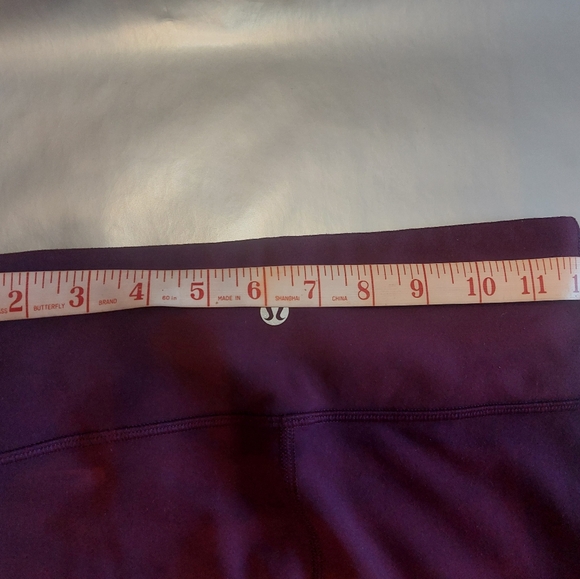 Lululemon Women's leggings SIZE 2 - Picture 2 of 12